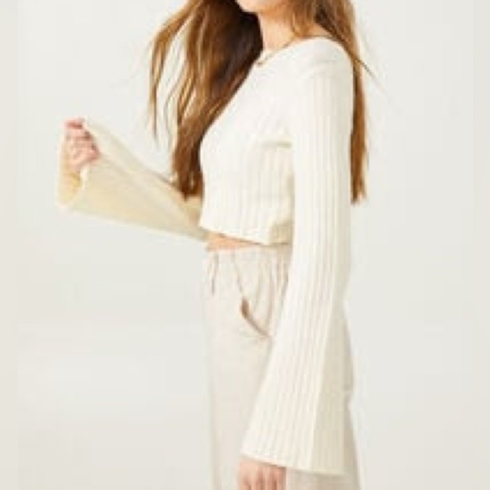 NWT Altar’d State Sally Ribbed Gardenia Ivory White Wide Flare Sleeve Shirt Top